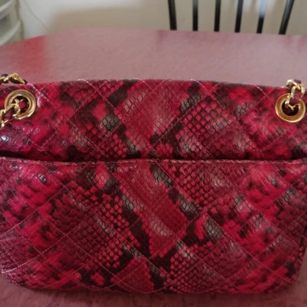 Michael kors pink snake skin print clutch - Picture 2 of 3